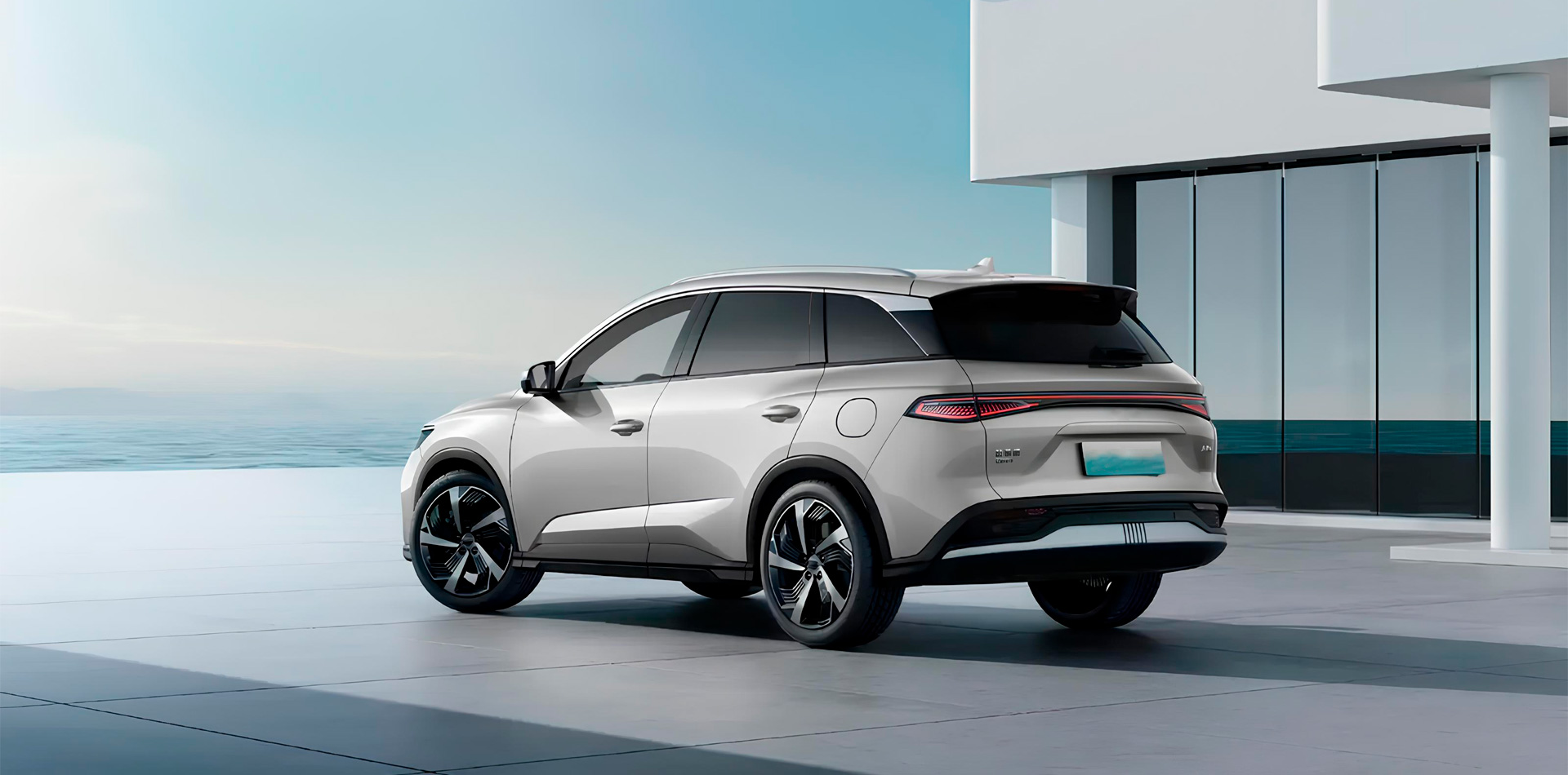 Электромобили BYD Sea Lion 05 DM-i из Китая